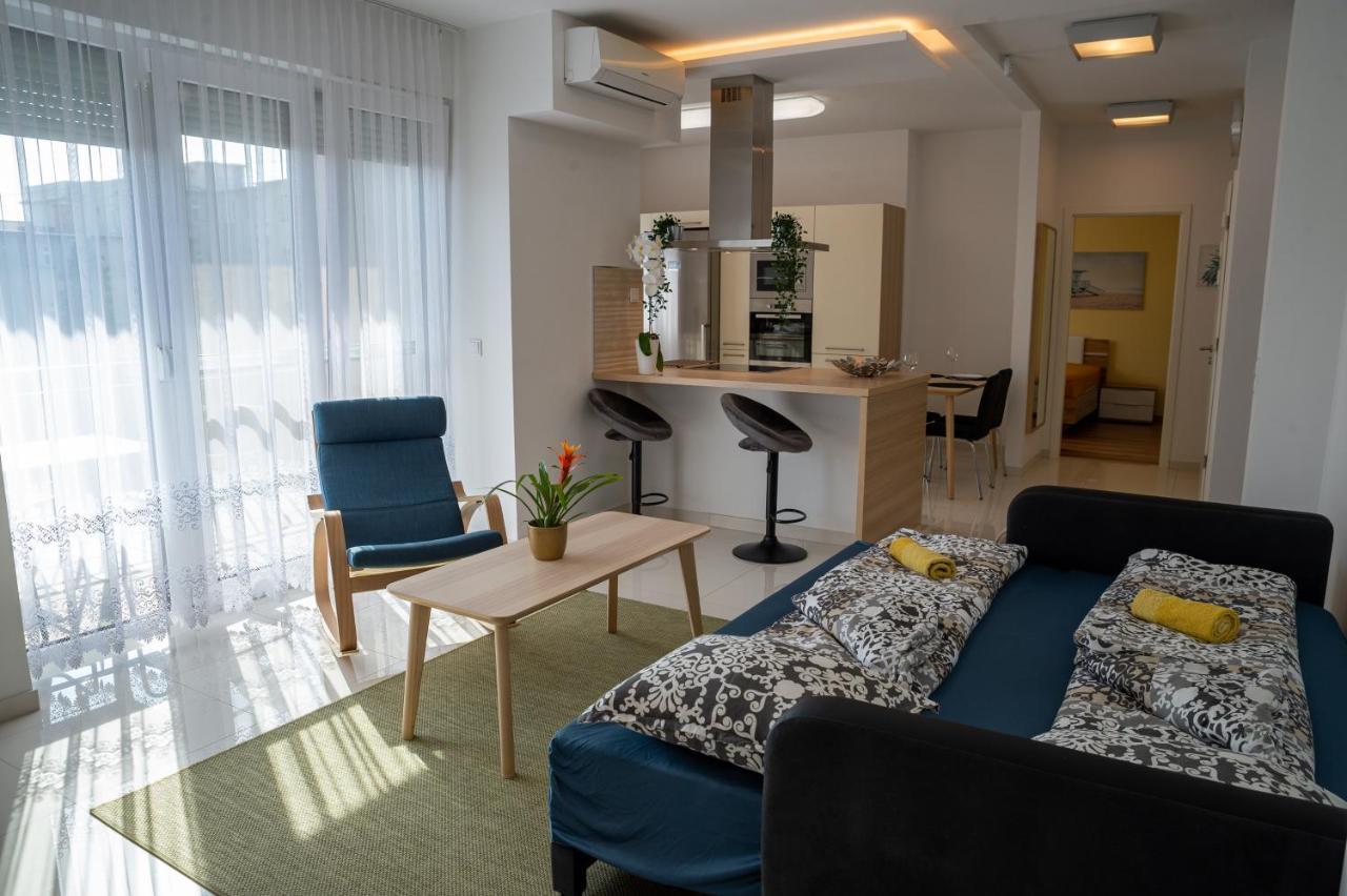 Sunshine Apartman With Free Parking Дьёр Экстерьер фото